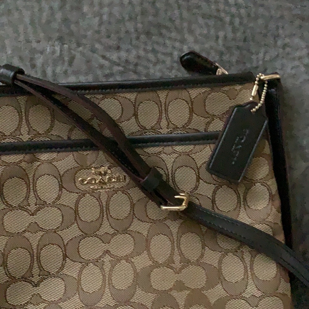 Coach handbag - Picture 8 of 8